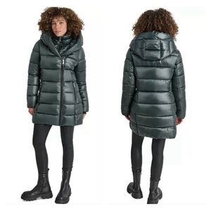 NWT DKNY Malachite Water Resistant 2-Zipper Packable Shine Puffer Coat Size XS